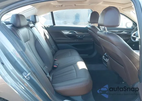 2018 BMW 740I из США, поврежденный, VIN WBA7E2C54JG742961